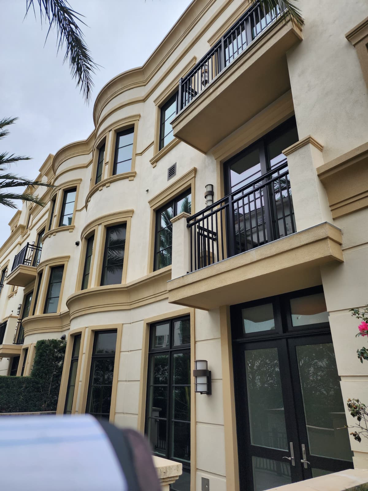 Commercial building with architectural foam window trims and crown molding